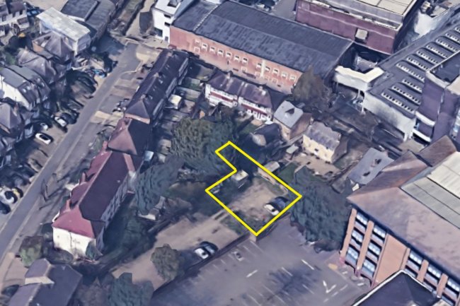 Land on the south side of 4 Oaklea Passage, Kingston Upon Thames KT1 2AJ 39