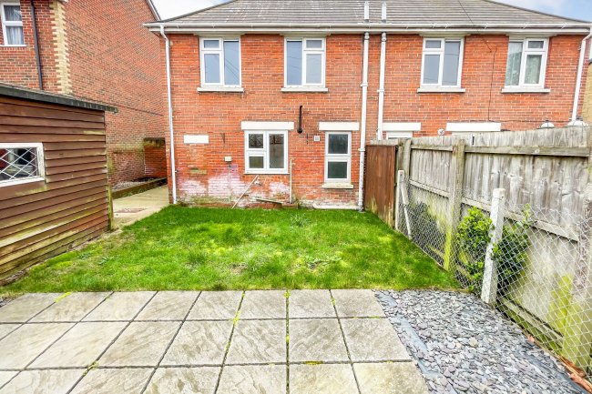 7 Kent Street, Ryde, Isle of Wight, PO33 1EX 3