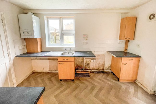 7 Kent Street, Ryde, Isle of Wight, PO33 1EX 3