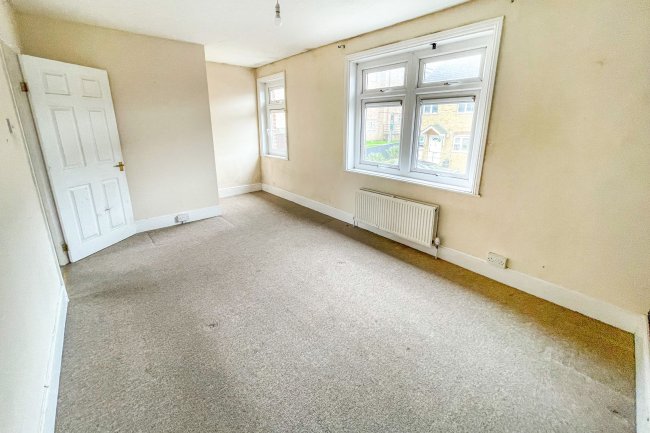 7 Kent Street, Ryde, Isle of Wight, PO33 1EX 3