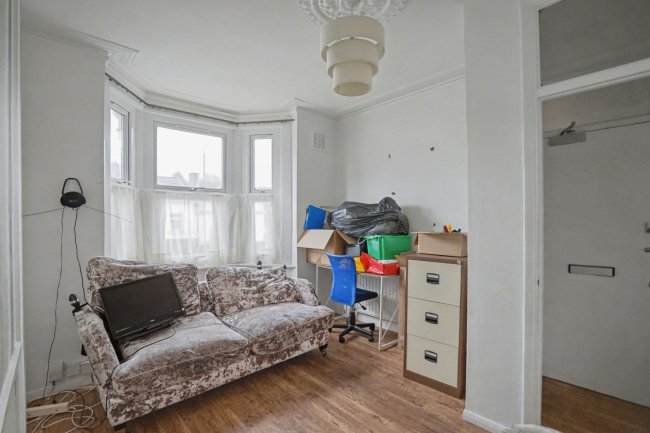 Ground Floor Flat, 149 Plumstead Common Road, London, SE18 2UQ 8
