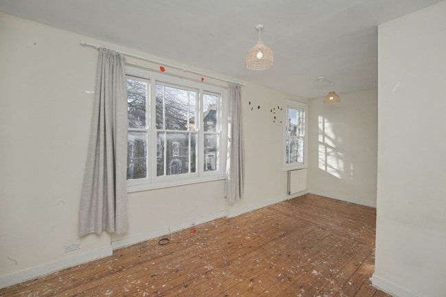 Flat B, 51 Tyrwhitt Road, Brockley, London, SE4 1QD 8