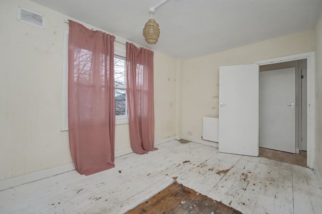 Flat B, 51 Tyrwhitt Road, Brockley, London, SE4 1QD 8