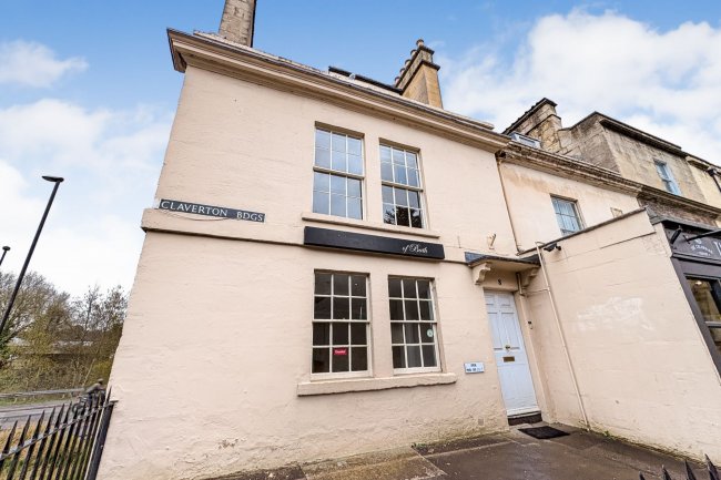 8 Claverton Buildings, Widcombe, Bath BA2 4LD 9