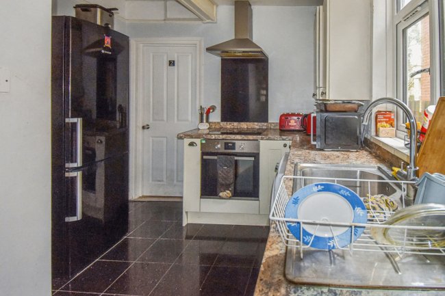 62 Broom Hill Road, Ipswich, IP1 4EH 8