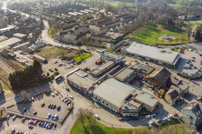 Co-Operative Food, 5 Rise Shopping Centre, Main Street, Bingley BD16 1GL 10