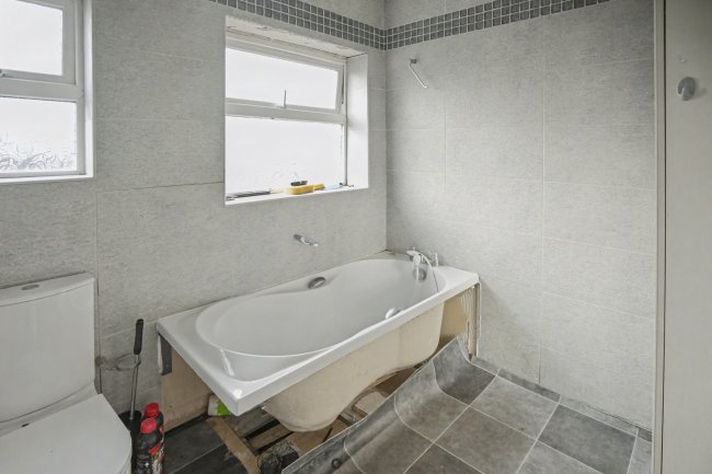 809a York Road, Leeds, LS14 6AA 6