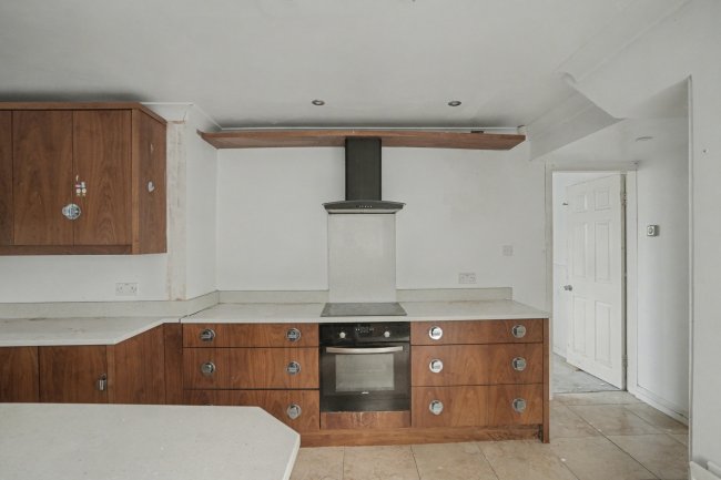 809a York Road, Leeds, LS14 6AA 6