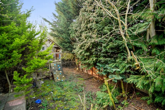 809a York Road, Leeds, LS14 6AA 6