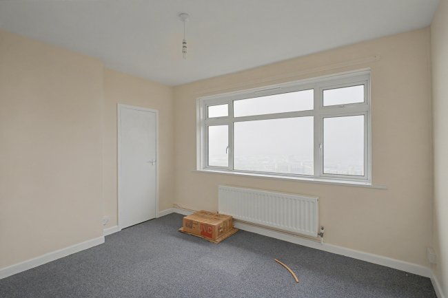 136 East Weare Road, Portland, DT5 1EX 2