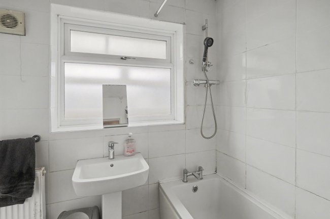 358 Musters Road, West Bridgford, Nottingham, NG2 7DA 1