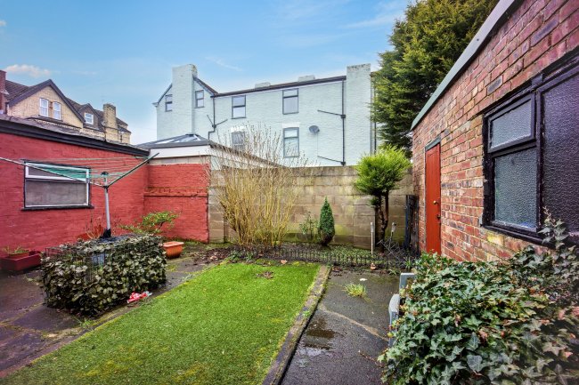 77 Newsham Drive, Liverpool, Merseyside, L6 7UH 2