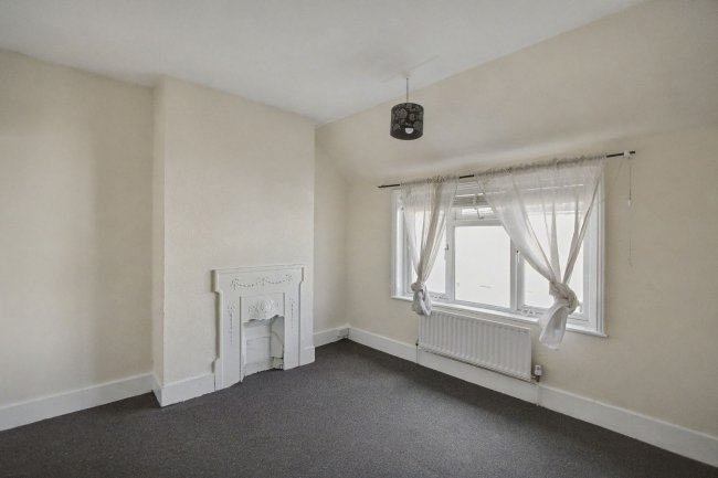 1 Church Path, Northfleet, Gravesend DA11 9ET 9