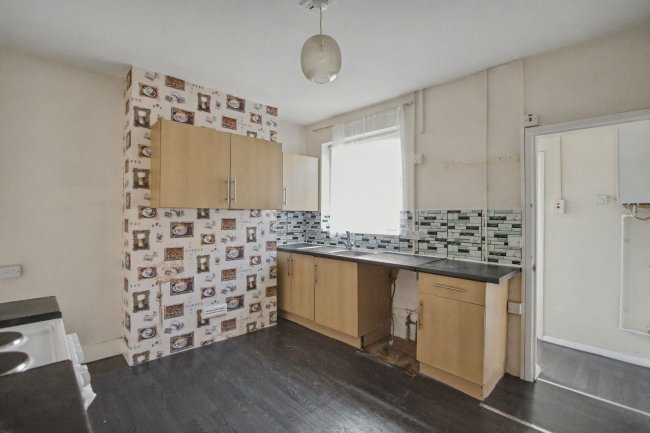 1 Church Path, Northfleet, Gravesend DA11 9ET 9