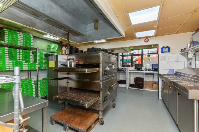 185 St. Marys Lane, Upminster RM14 3BU 1