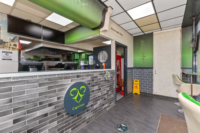 185 St. Marys Lane, Upminster RM14 3BU 1