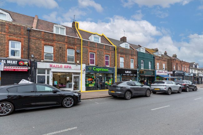 185 St. Marys Lane, Upminster RM14 3BU 1