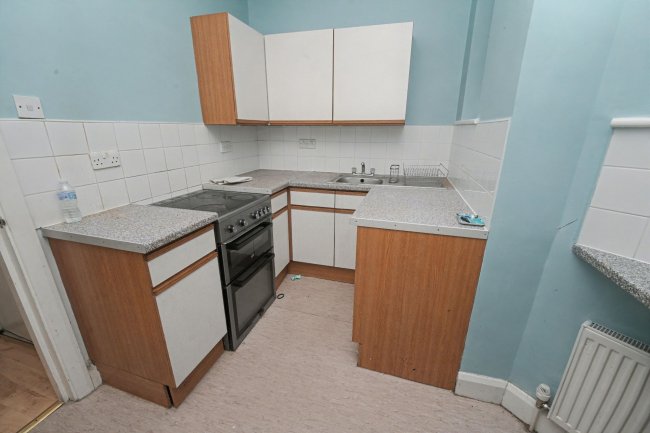 Flat B, 14 Aldrington Road, Streatham, London SW16 1TH 5