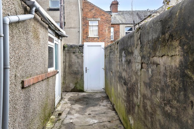 103 Rawlinson Street, Barrow-in-Furness, Cumbria, LA14 2DT 3