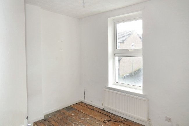 28 Clarendon Road, Lancaster, Lancashire, LA1 2DQ 3