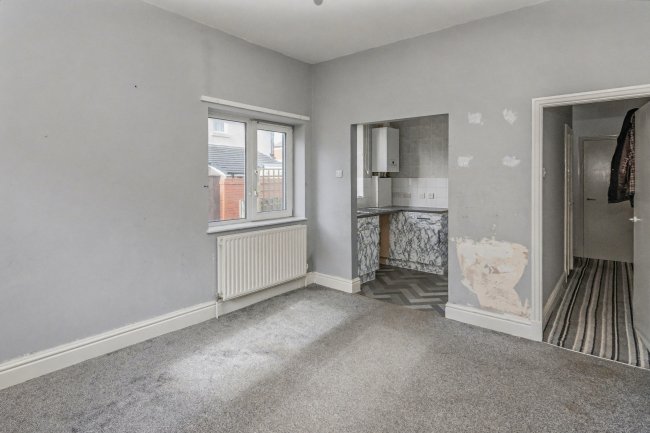 Flat 3, 2 Carshalton Road, Blackpool, Lancashire, FY1 2NR 6