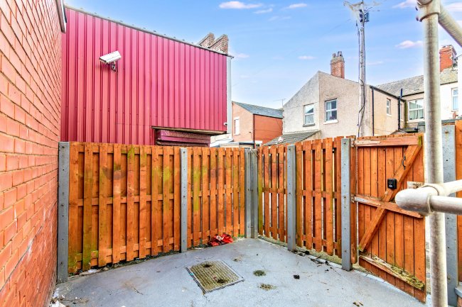 Flat 3, 2 Carshalton Road, Blackpool, Lancashire, FY1 2NR 6