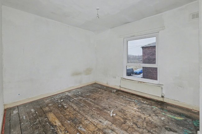 4 Gerrard Street, Kearsley, Bolton, Greater Manchester, BL4 8BG 2