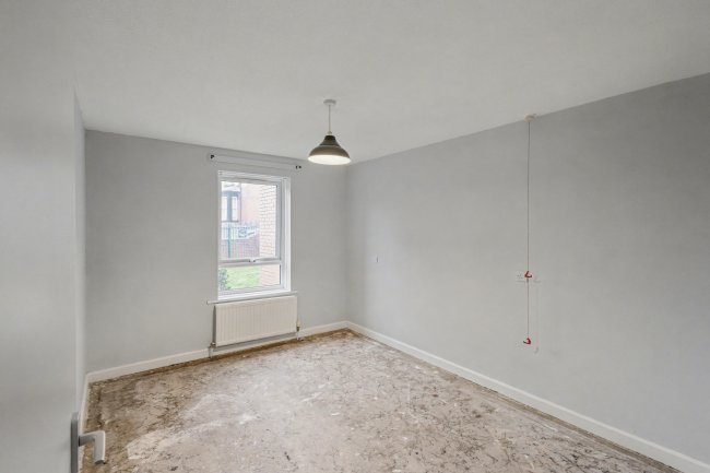 Flat 14 Hall Court, Sholebroke Avenue, Leeds, West Yorkshire, LS7 3HD 3