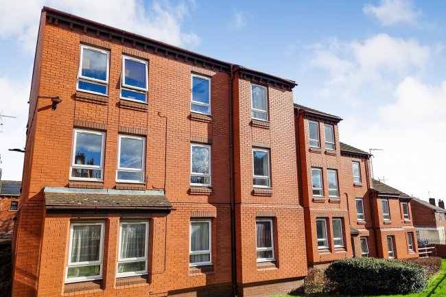 Flat 14 Hall Court, Sholebroke Avenue, Leeds, West Yorkshire, LS7 3HD 3