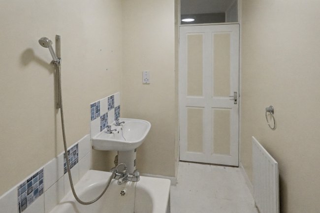 3 Epsom Road, Lincoln, Lincolnshire, LN6 0FJ 2