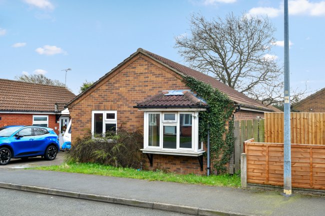 7 Acer Close, Lincoln, Lincolnshire, LN6 0RD 1