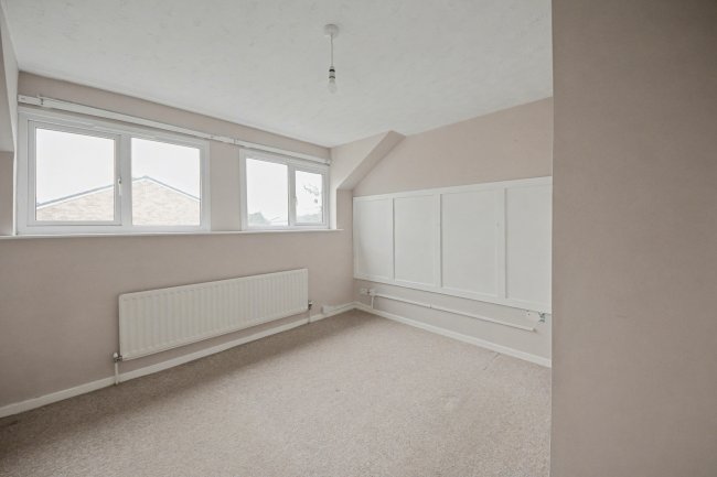 25 Symonds Green Road, Symonds Green, Stevenage, SG1 2HA 10