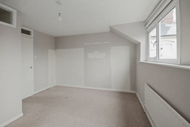 25 Symonds Green Road, Symonds Green, Stevenage, SG1 2HA 10