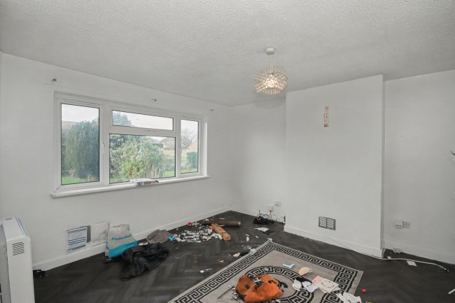 11 Royston Avenue, Spaldwick, Huntingdon, Cambridgeshire, PE28 0TH 6