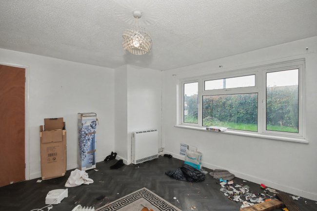 11 Royston Avenue, Spaldwick, Huntingdon, Cambridgeshire, PE28 0TH 6