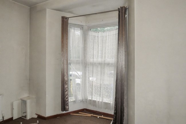 Flat B, 151 Preston New Road, Blackburn, Lancashire, BB2 6BN 5