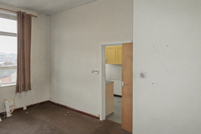 Flat B, 151 Preston New Road, Blackburn, Lancashire, BB2 6BN 5