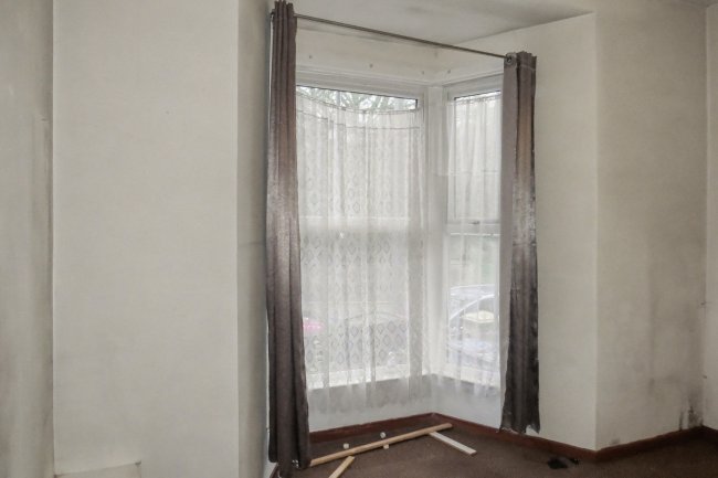 Flat B, 151 Preston New Road, Blackburn, Lancashire, BB2 6BN 5