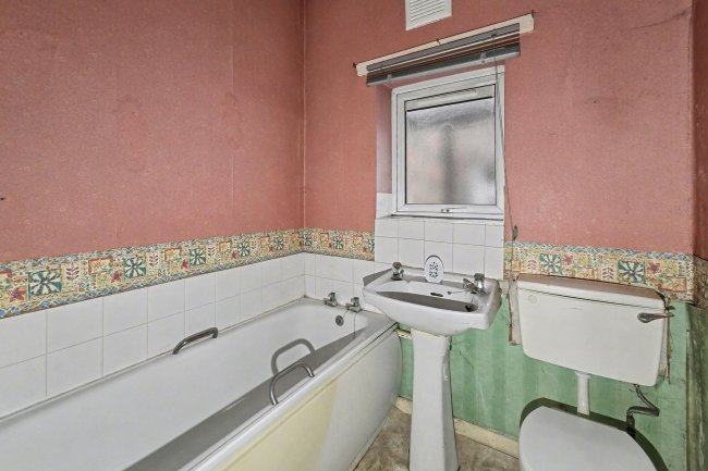 11 Ringley Street, Harpurhey, Manchester, M9 5UW 3