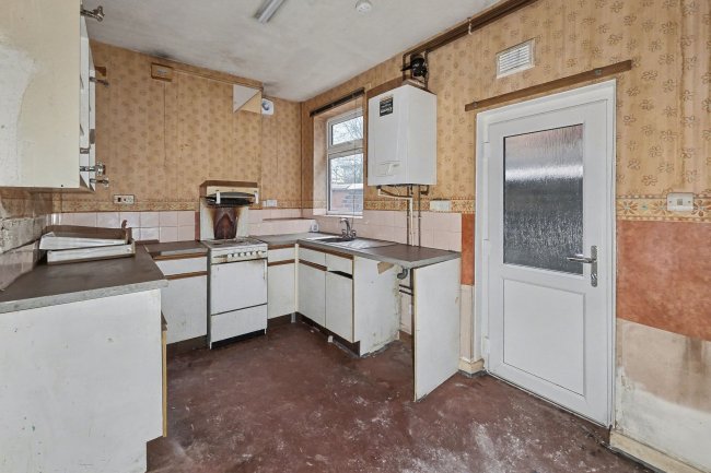 11 Ringley Street, Harpurhey, Manchester, M9 5UW 3