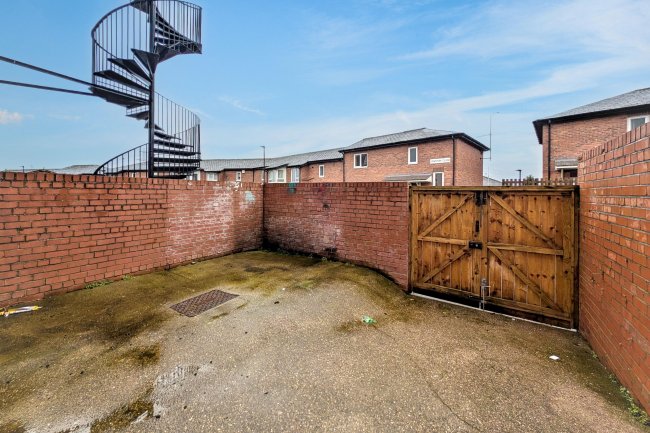 33 Warkworth Crescent, Newburn, Newcastle Upon Tyne, NE15 8PL 8