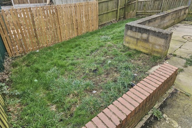 35 Marmion Avenue, Bradford, West Yorkshire, BD8 0PP 7