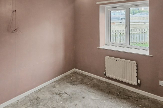 35 Marmion Avenue, Bradford, West Yorkshire, BD8 0PP 7