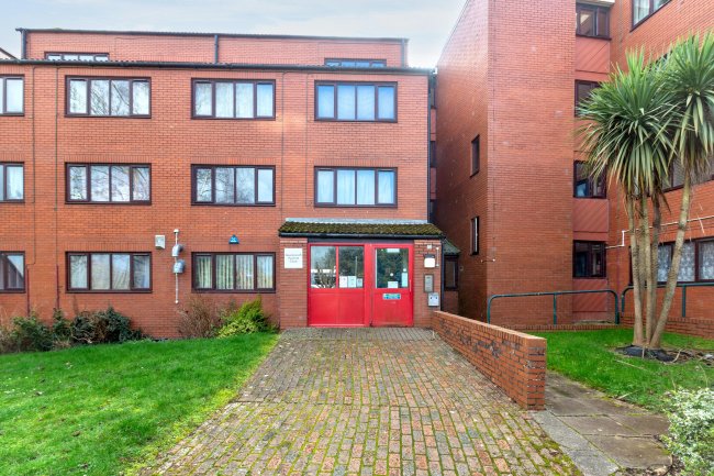 Flat 77, Quartercroft, Pyramid Close, Weston Favell, Northampton, Northamptonshire, NN3 8DP 4
