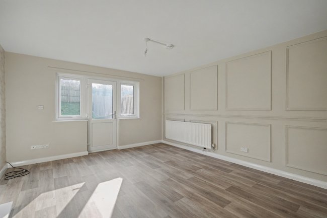 20 Sandalwood Close, Mansfield, Nottinghamshire, NG18 3SL 5