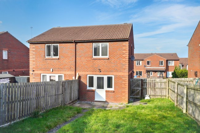 20 Sandalwood Close, Mansfield, Nottinghamshire, NG18 3SL 5
