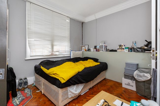 109 Roman Way, London N7 8UR 7