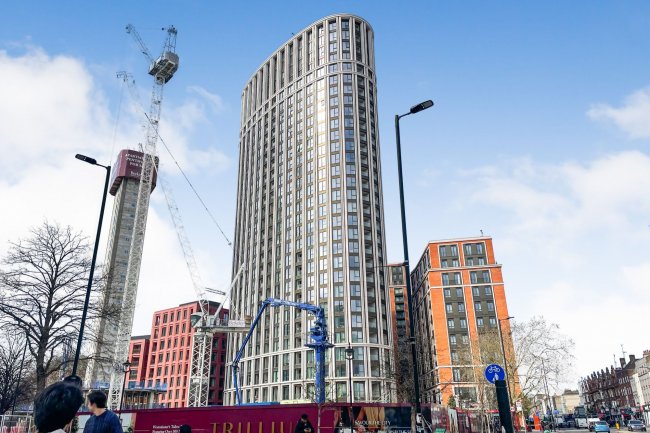 207 Westmark Tower, 1 Newcastle Place, Paddington, London, W2 1DB 10