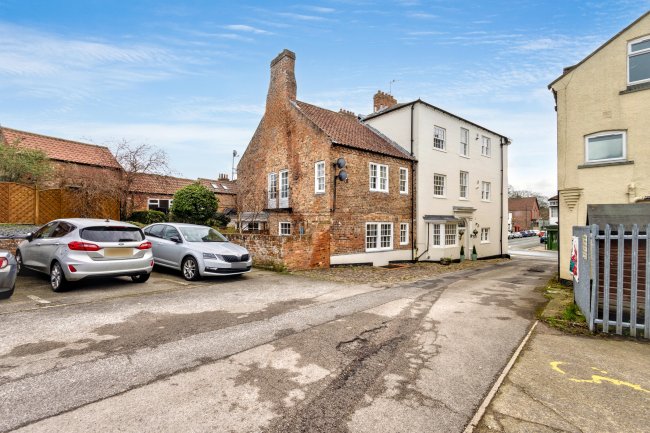 Flat 11, Mauleverer House, Horsefair, Boroughbridge, York, North Yorkshire, YO51 9AA 1
