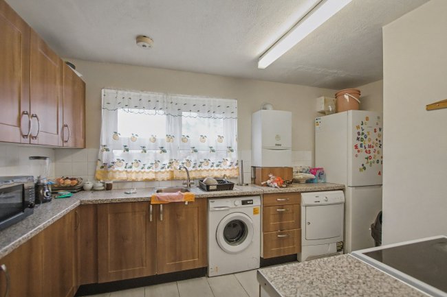68a Woodman Street, Canning Town, London, E16 2LS 1